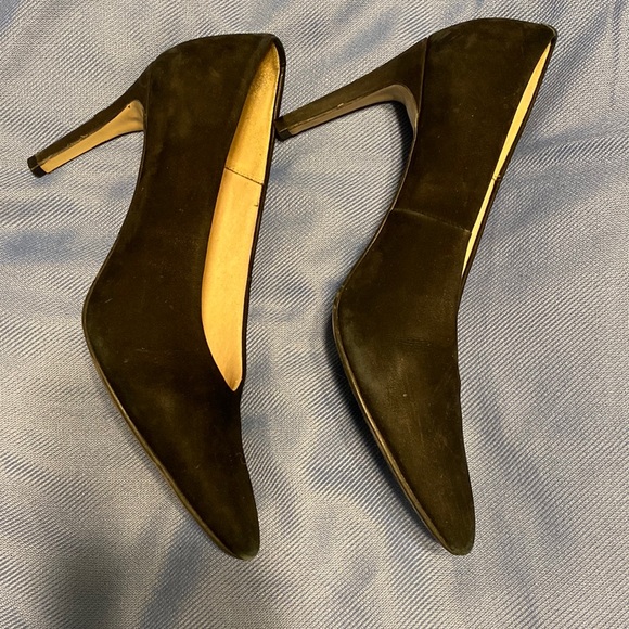 lialine Shoes - Black velvet pumps